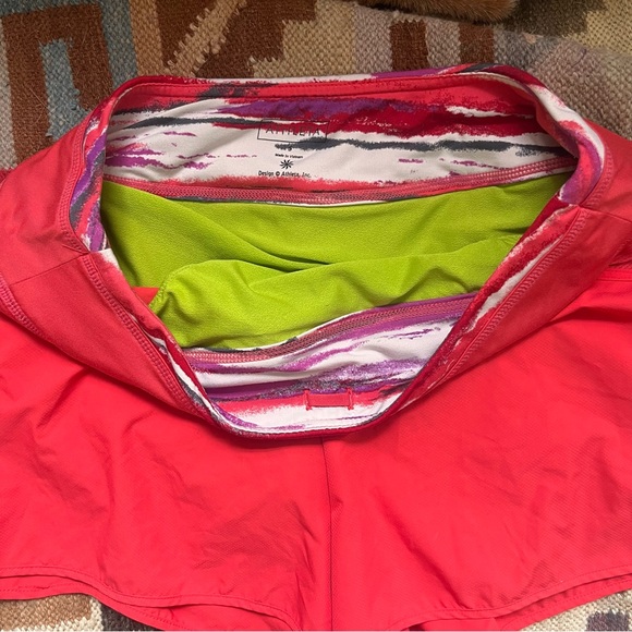 Athleta • red athletic stylish shorts - Picture 10 of 16